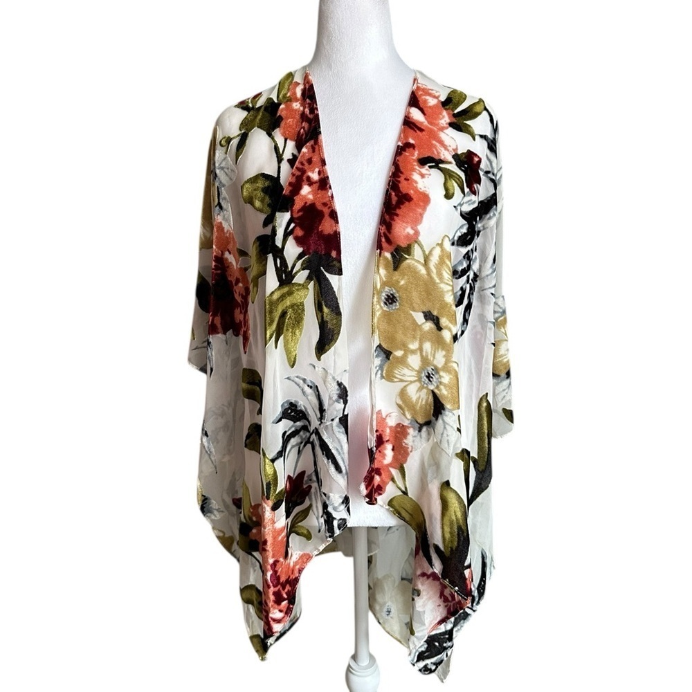 Woven Heart Floral Kimono Cardigan Swim Cover Lounge Top
OS